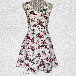 Forever 21 White Sleeveless Flowy Floral Print Dress Size S